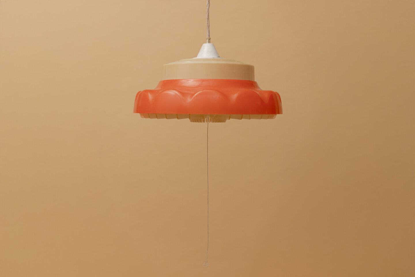 Showa-Era Retro Orange Pendant Light